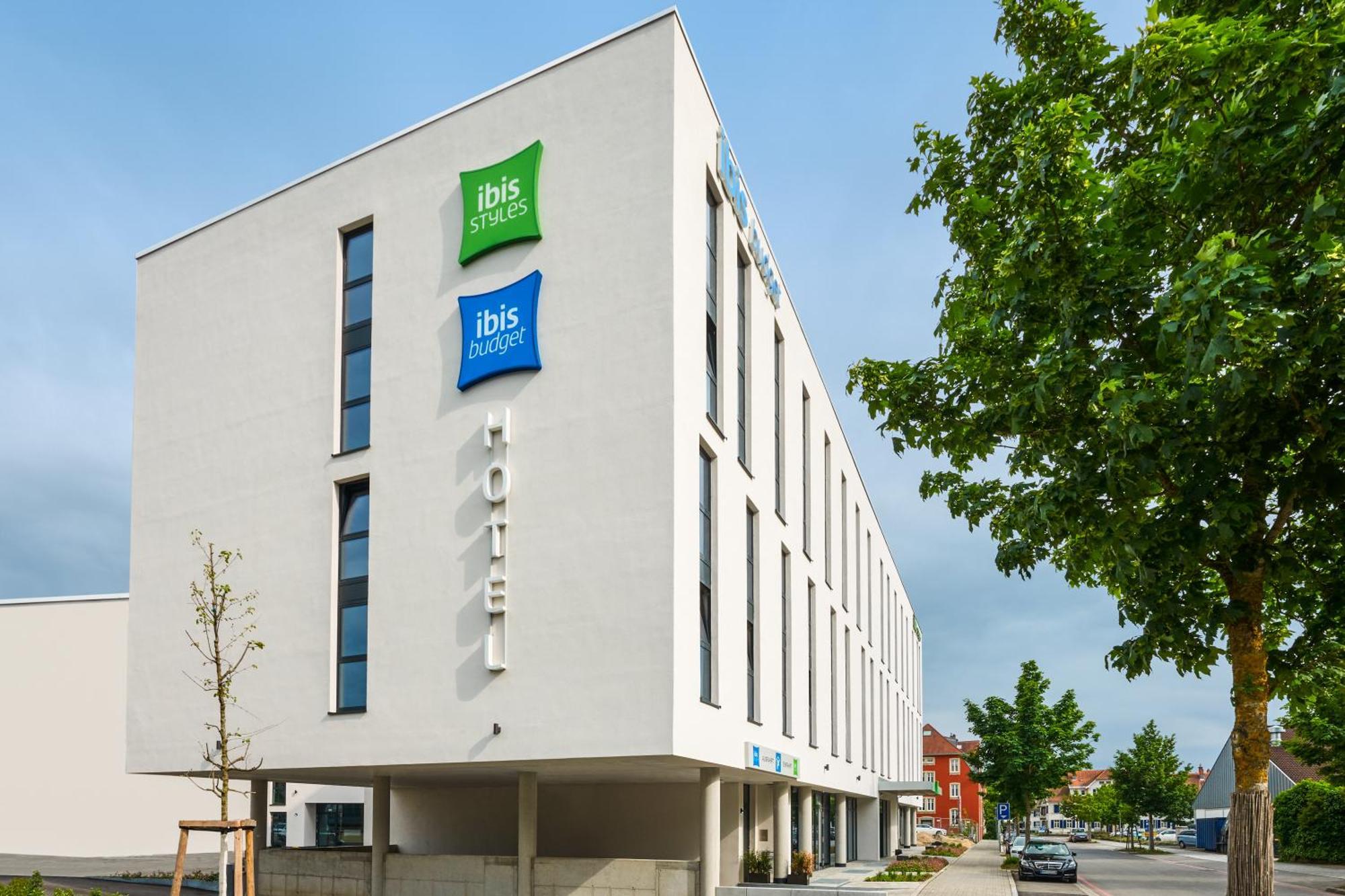 Ibis Budget ジンゲン エクステリア 写真